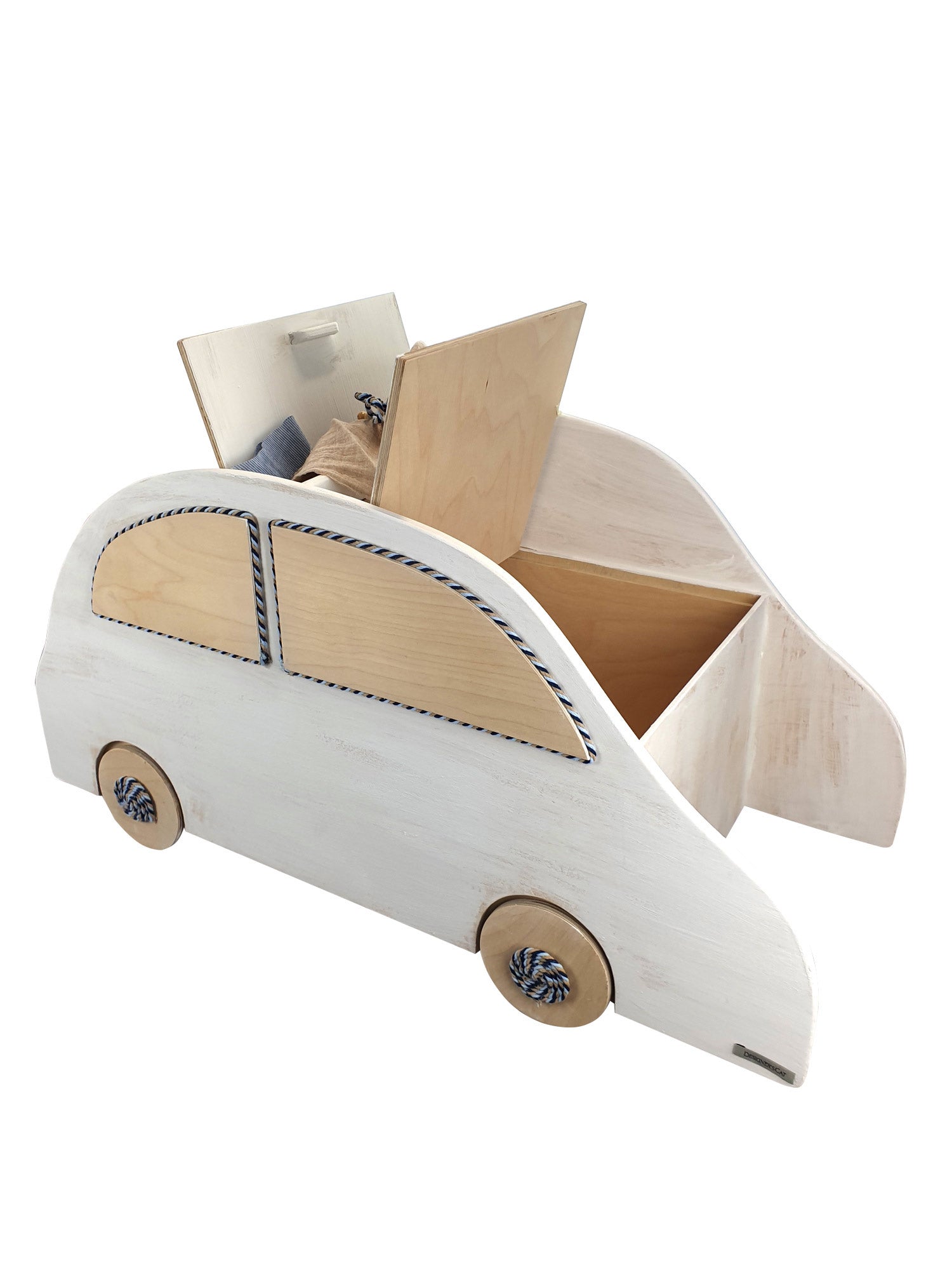 Wooden baptismal box - CAR